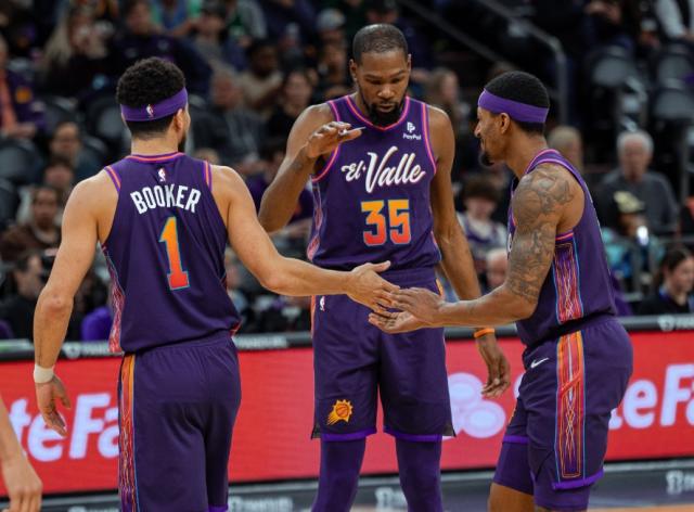 开云账号注册-三巨头第三次合体便刷出队史纪录 太阳终见曙光