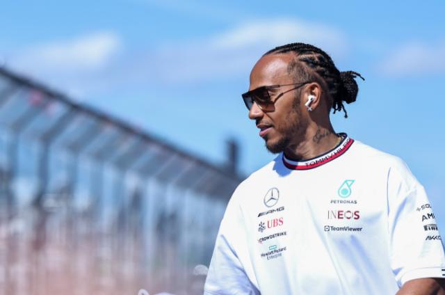 汉密尔顿续约两年 誓与梅赛德斯不夺冠不罢休