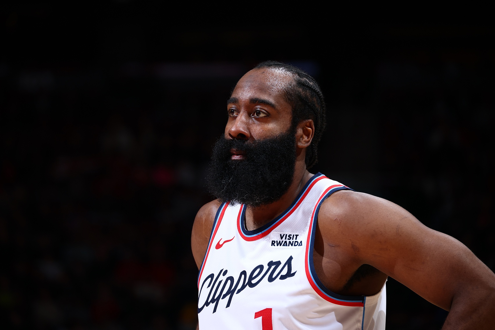 kaiyun-失误略多！哈登打满首节9中4 得到12分4篮板1助攻3失误