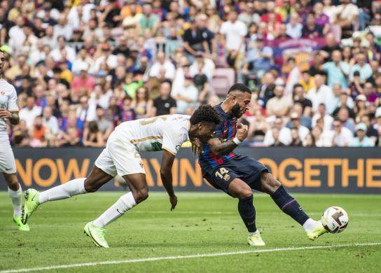 开云体育平台-最佳射手莱万固然重要，孟菲斯们同样重要