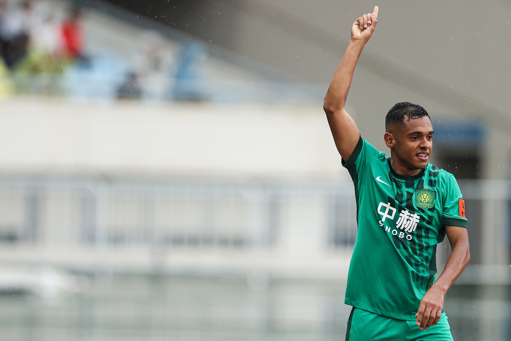 开云账号注册-足球报：国安希望达万能复出踢泰山，俱乐部表示不要提什么复仇