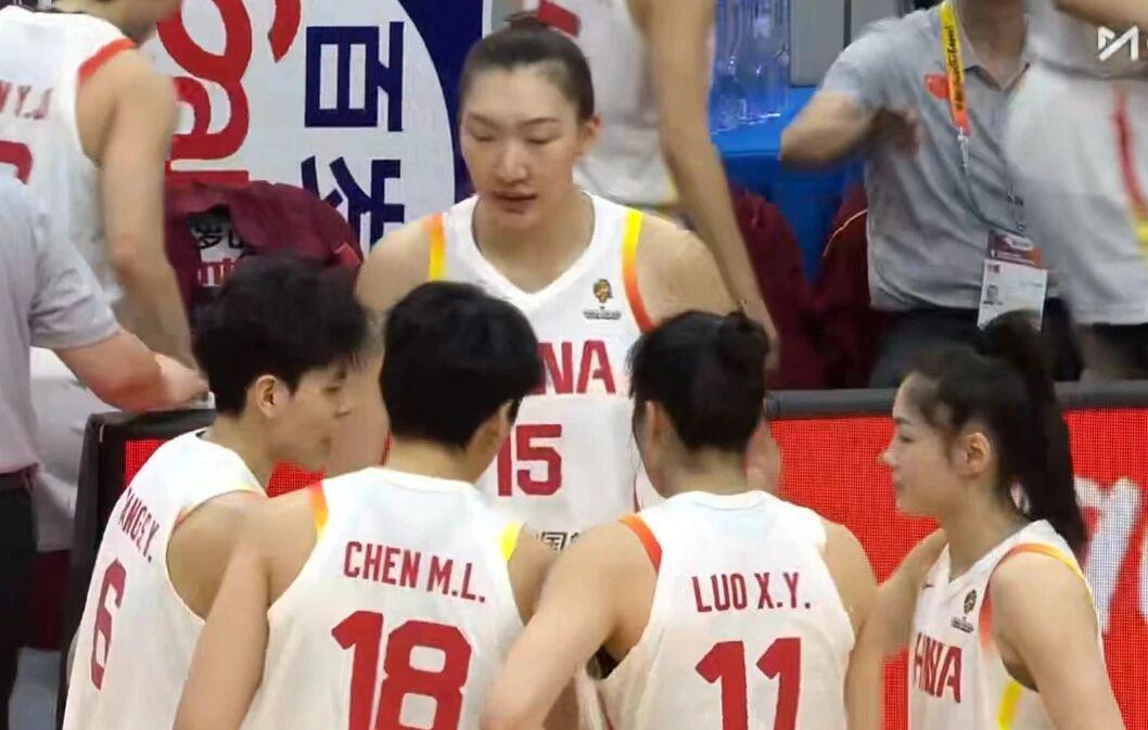 开云娱乐中心-中国女篮旗开得胜，81-68轻取非洲亚军，李月汝21+11杨舒予14+5+7